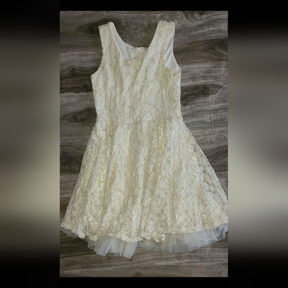 Elegant Lace Kids Dress in Cream and Gold